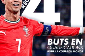 包含C罗在SKT比赛中关键助攻，惊险取胜引发热议！的词条